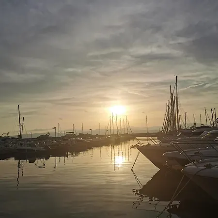 2 Pieces Proche Centre Et