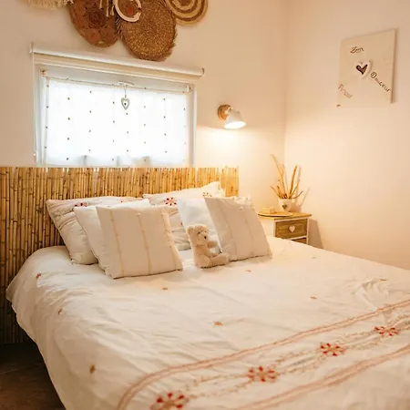 2 Pieces Proche Centre Et Daire