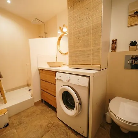 2 Pieces Proche Centre Et * Saint-Raphaël