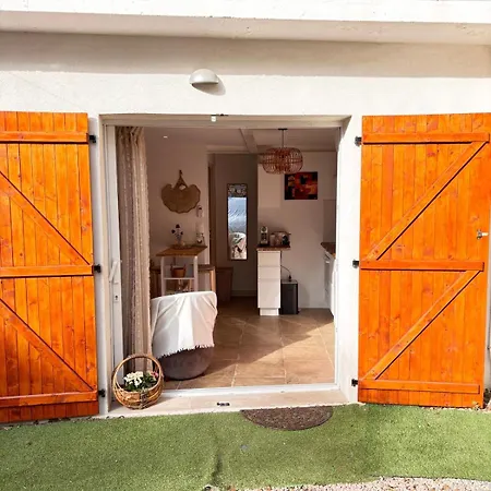 2 Pieces Proche Centre Et Daire